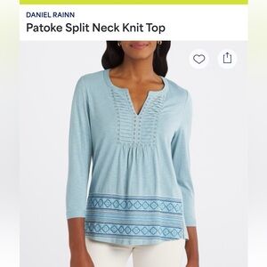 Daniel Rainn Gray Top with Blue Accents